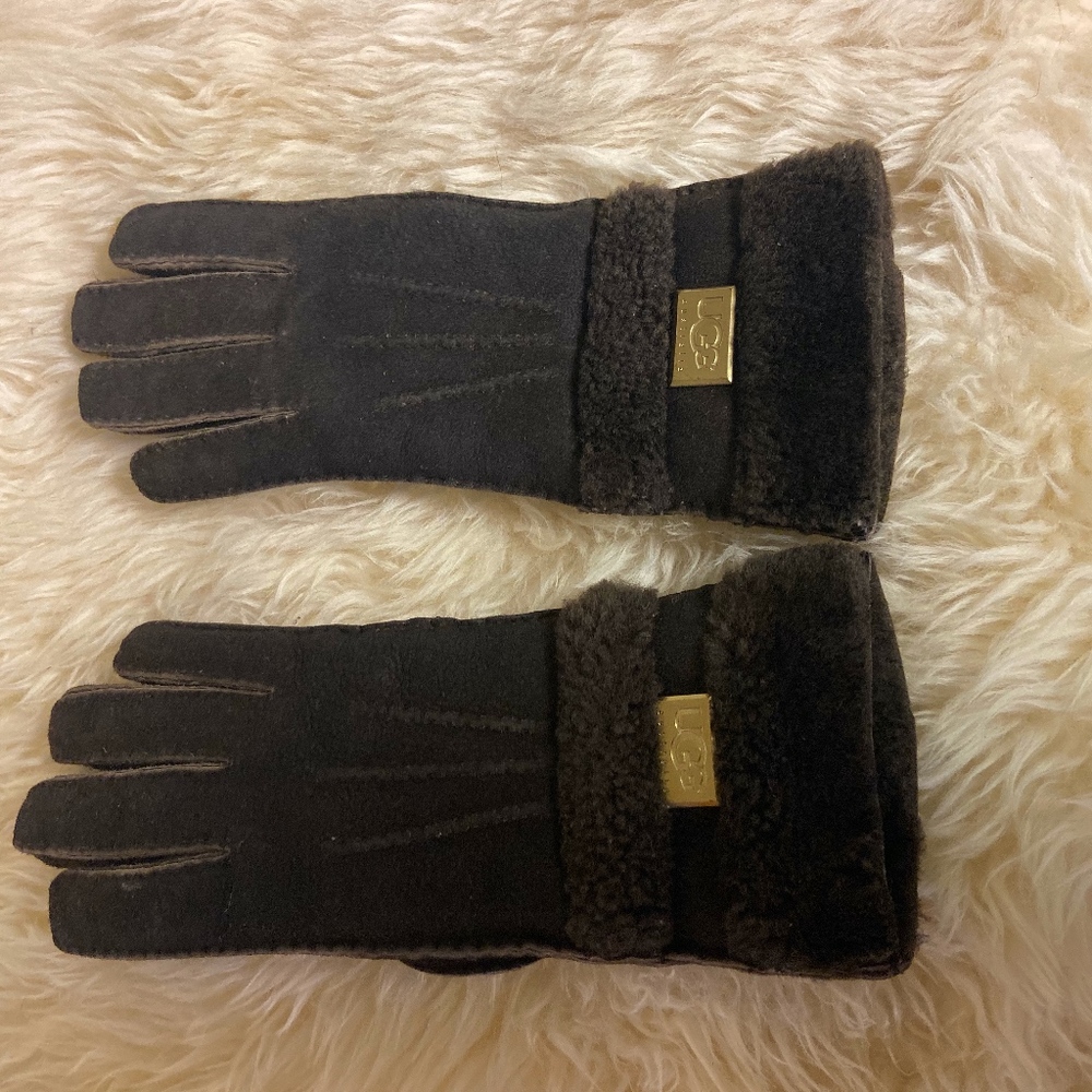 Ugg Shearling & Sheepskin Gloves in Brown, Sz Med